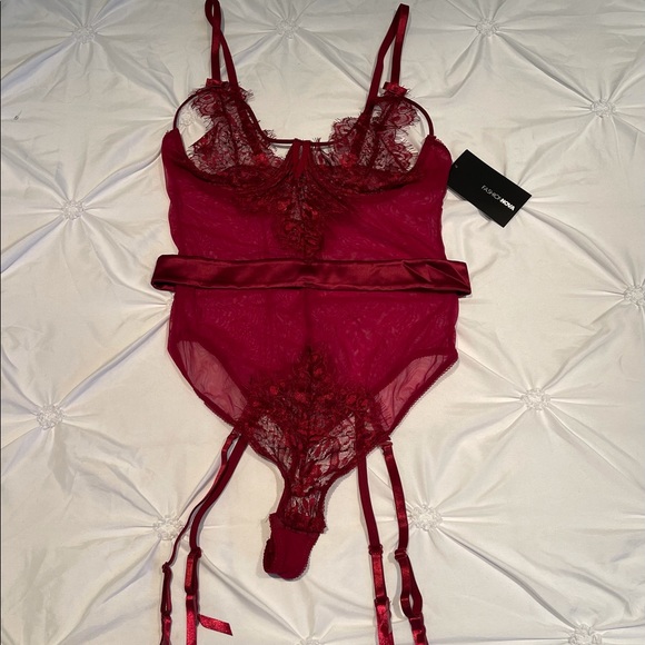 Red Lace Teddy - Picture 3 of 4